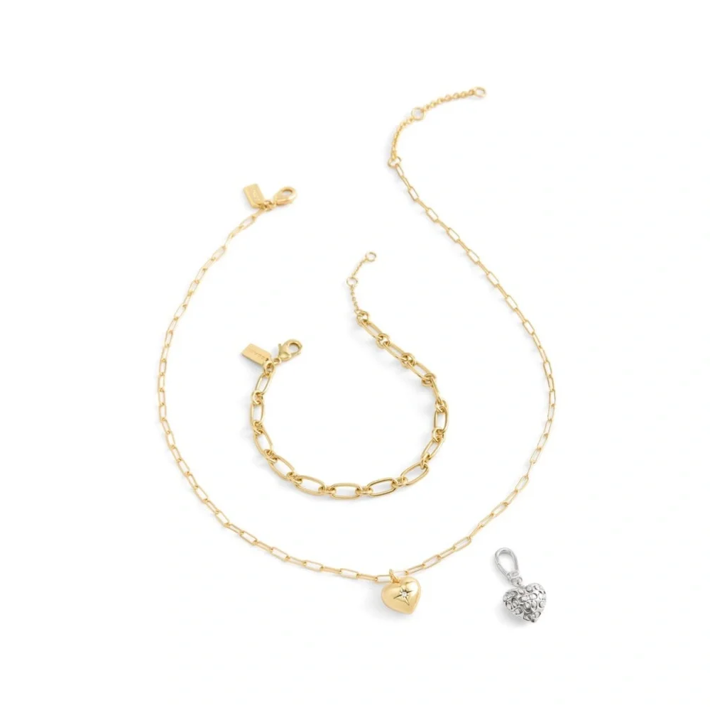 New Coach Silver Heart Charm Keychain with Logo Design - Picture 4 of 7